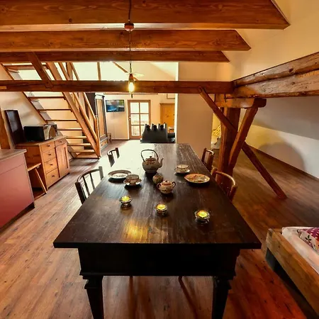 Hofatelier Menacher Aparthotel Neureichenau