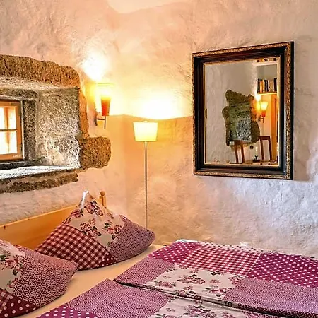 Hofatelier Menacher Aparthotel Neureichenau