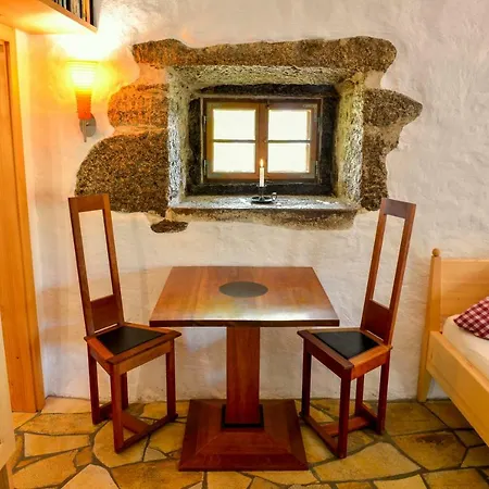 Hofatelier Menacher Aparthotel 3*