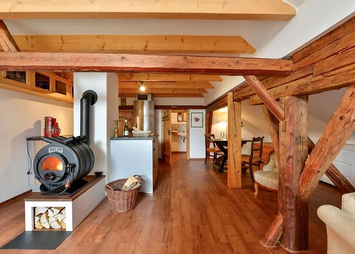 Hofatelier Menacher Aparthotel Neureichenau